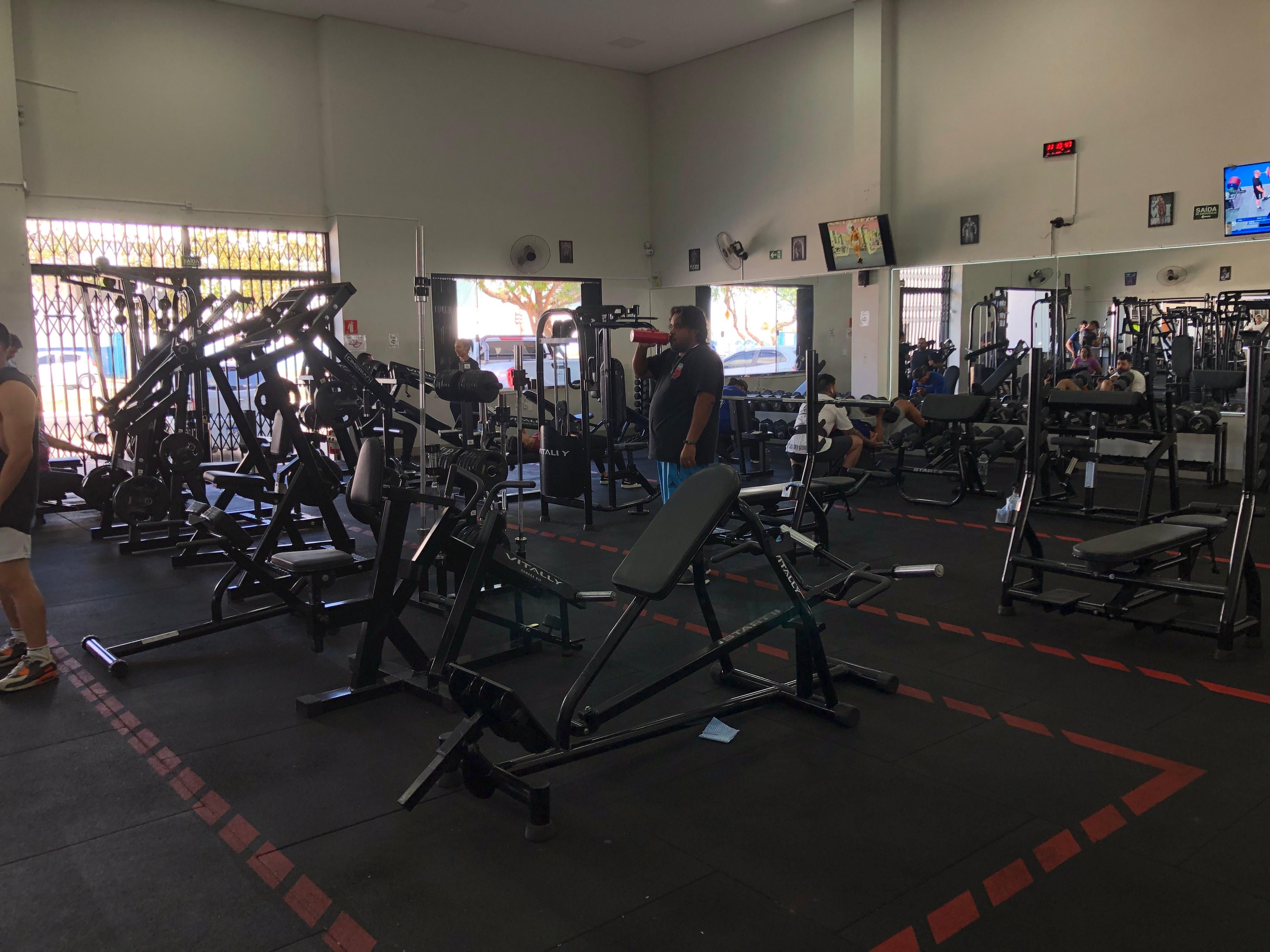 Estrutura Z+ Academia - Academia completa em Franca